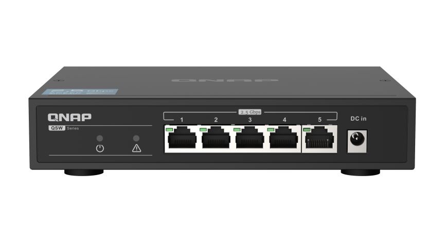 4713213517581 QNAP QSW-1105-5T Instantly upgrade your network to 2.5GbE connectivity 5xPorts 5x2.5GbE