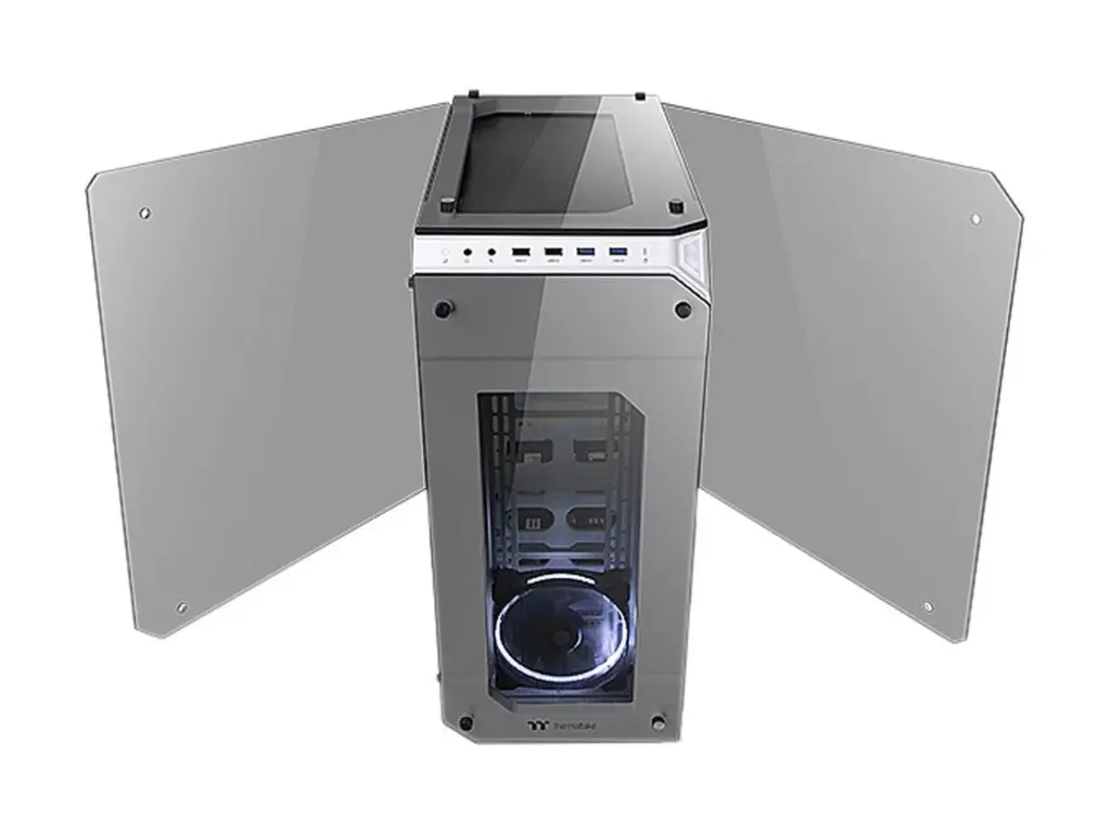 Thermaltake CA-1I7-00F6WN-00 View 71 Tempered Glass Snow Edition