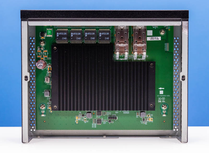 QSW-2104-2S, 2 ports 10GbE SFP+, 5 ports 2.5GbE RJ45, unmanaged switch