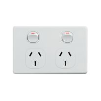 [040.000.0015] Classic Double Power Point 250V 10A - Horizontal