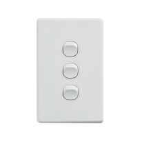 [040.000.0297] Classic 3 Gang Switch 250V 16AX - Vertical