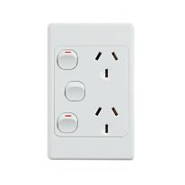 [040.000.0323] Ultima Double Power Point 250V 10A with16AX Extra Switch - Vertical