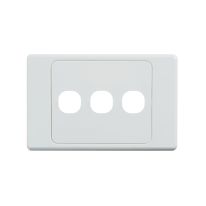 [040.000.0333] Ultima 3 Gang Switch Cover - White